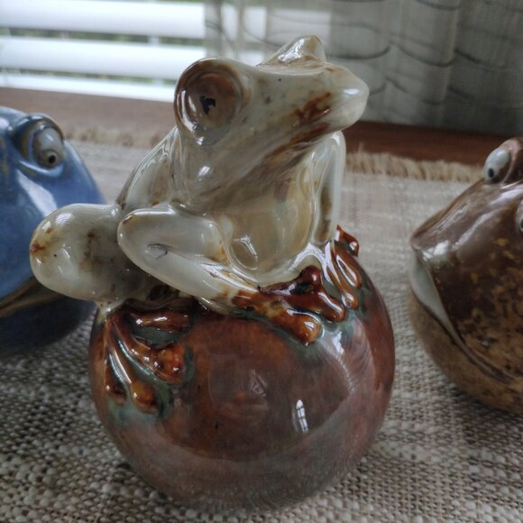 Art Pottery Figurines Set of 3, VTG Whimsical Spherical Fish Frog 6.75" - Picture 9 of 15